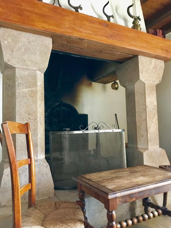 La Petite Maison Des Artistes Castelnau-Pegayrols Bilik gambar