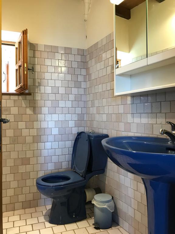 La Petite Maison Des Artistes Castelnau-Pegayrols Bilik gambar